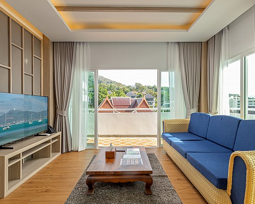 New One Bedroom Penthouse Suite with Rooftop