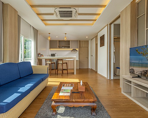 New One Bedroom Penthouse Suite with Rooftop