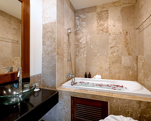 Two Bedrooms Grand Family Suite