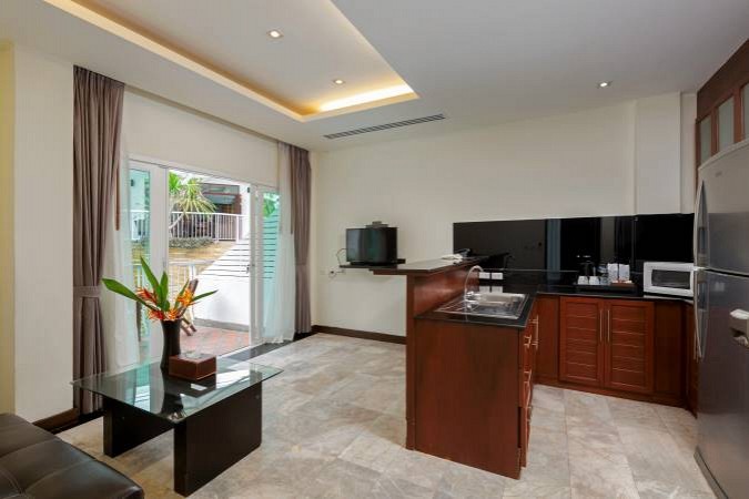 2 Bedroom Family suite with bathtub