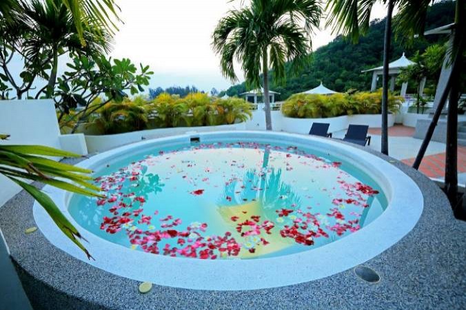 3 Bedroom With Jacuzzi Rooftop