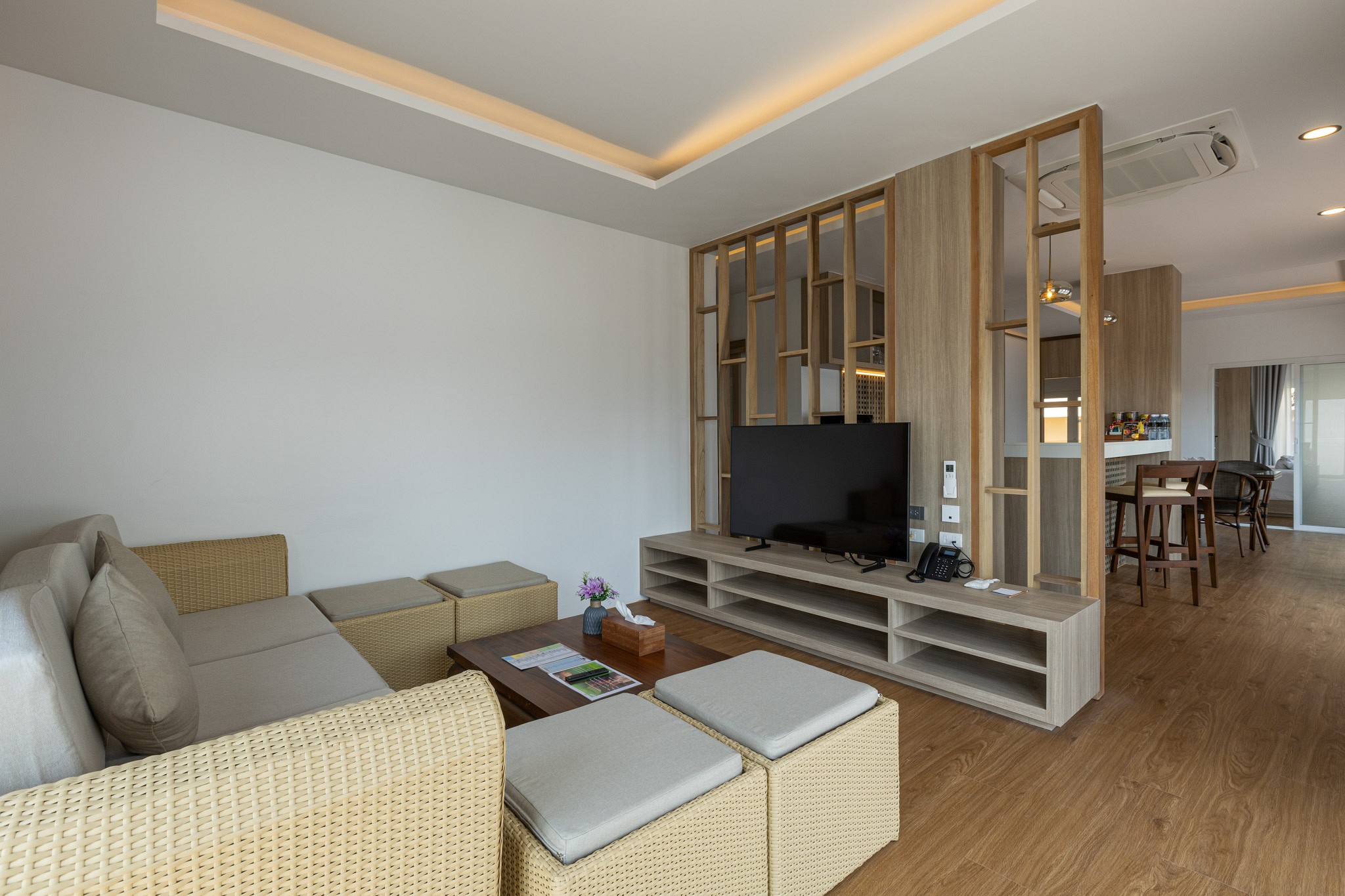 New Three Bedroom with Jaccuzzi Rooftop