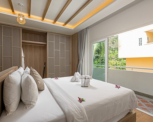 New Three Bedroom with Jaccuzzi Rooftop