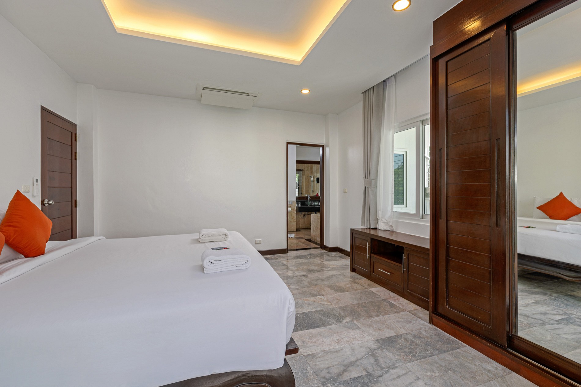 2 Bedroom Junior Suite