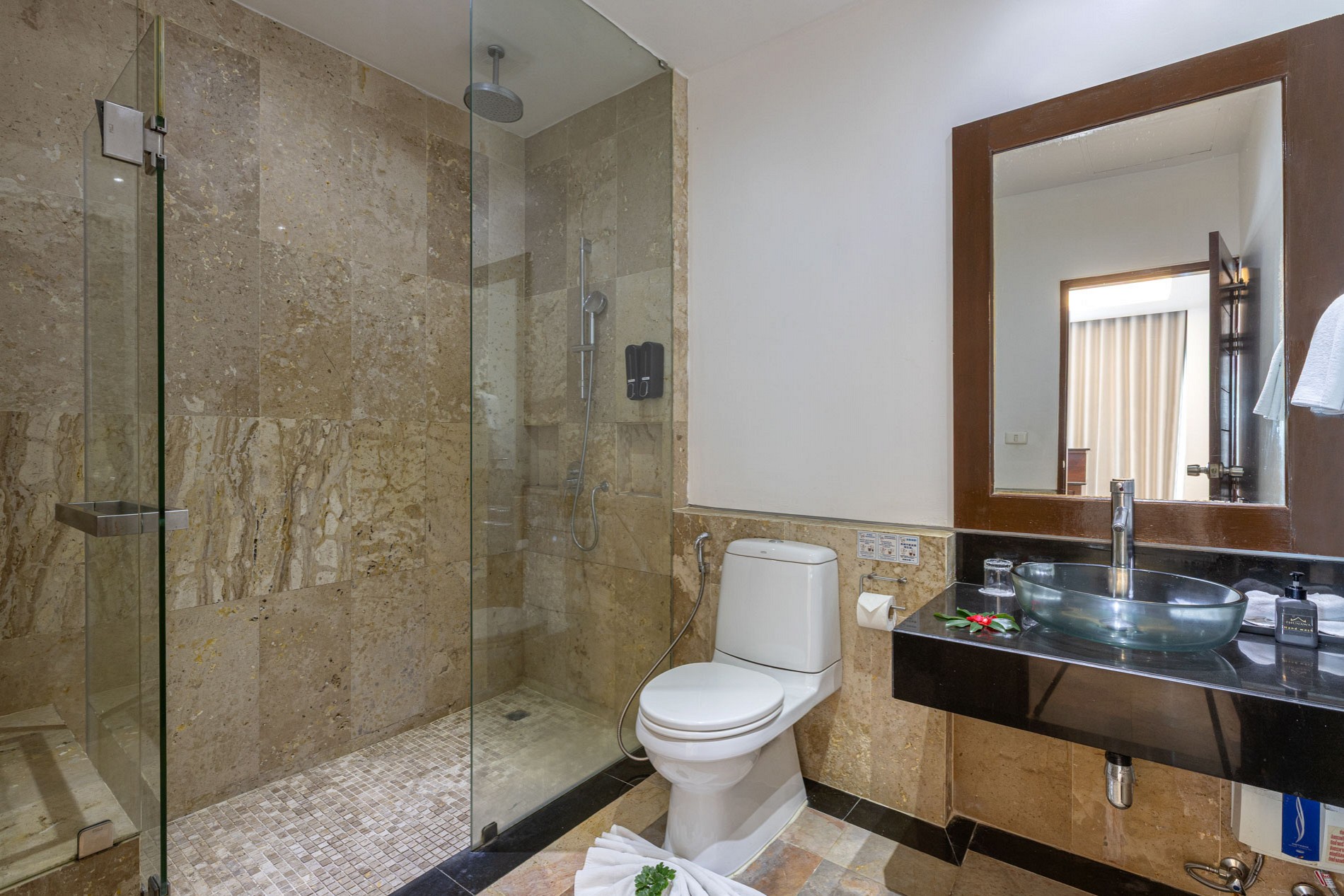 2 Bedroom Junior Suite