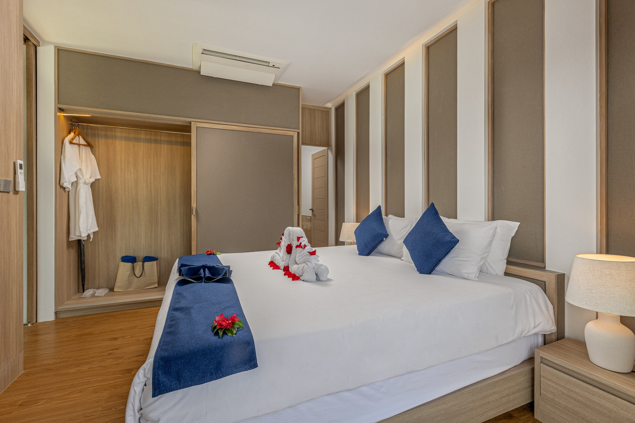 New One Bedroom Penthouse Suite with Rooftop